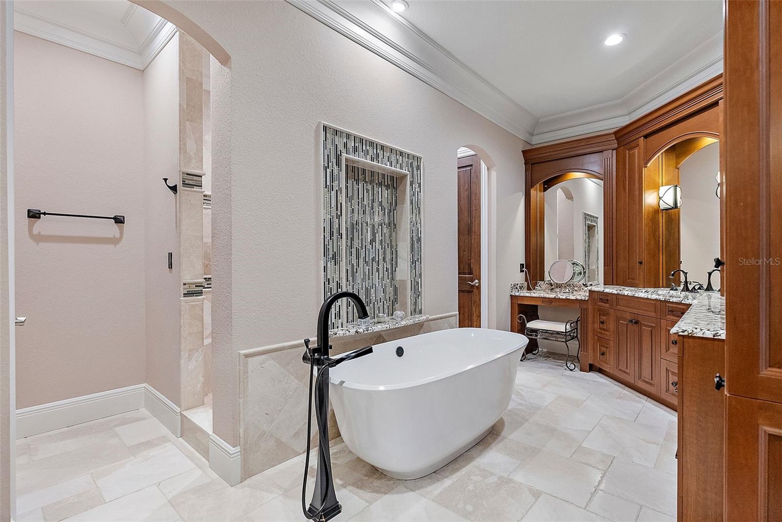 TIERRA VERDE UNIT 1 4TH REP - Residential