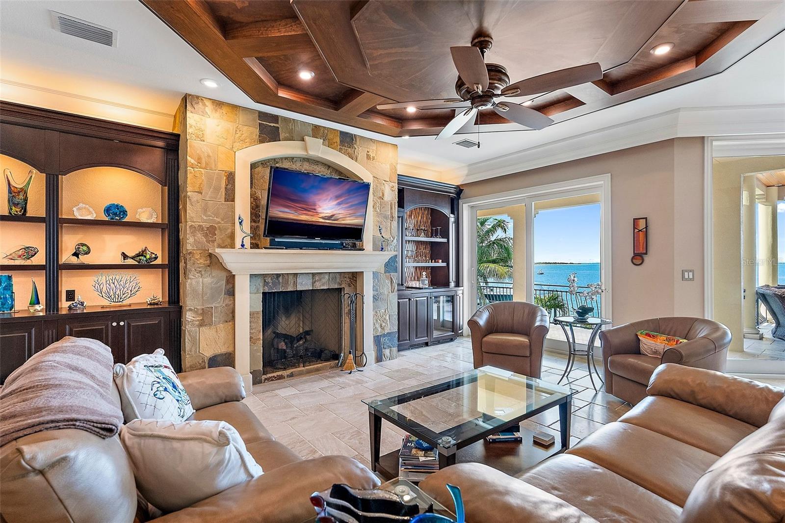 TIERRA VERDE UNIT 1 4TH REP - Residential