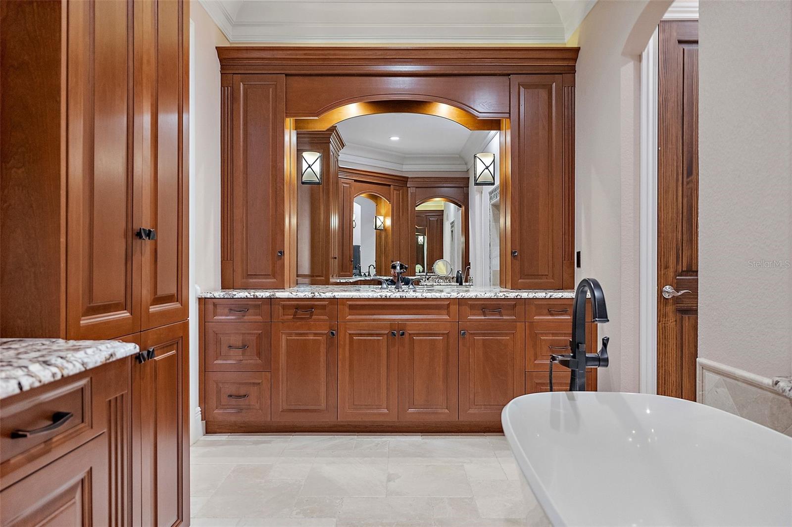 TIERRA VERDE UNIT 1 4TH REP - Residential