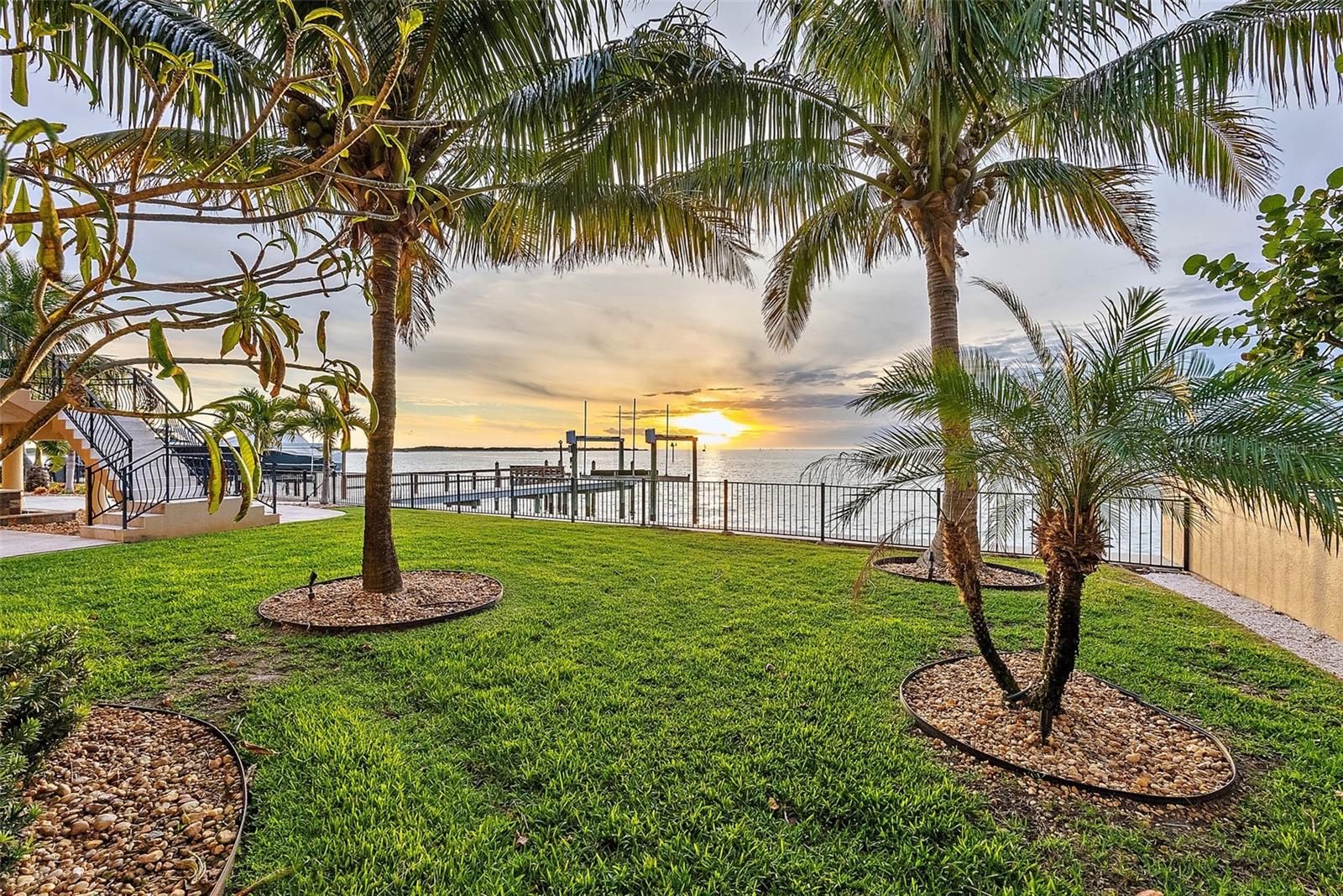 TIERRA VERDE UNIT 1 4TH REP - Residential