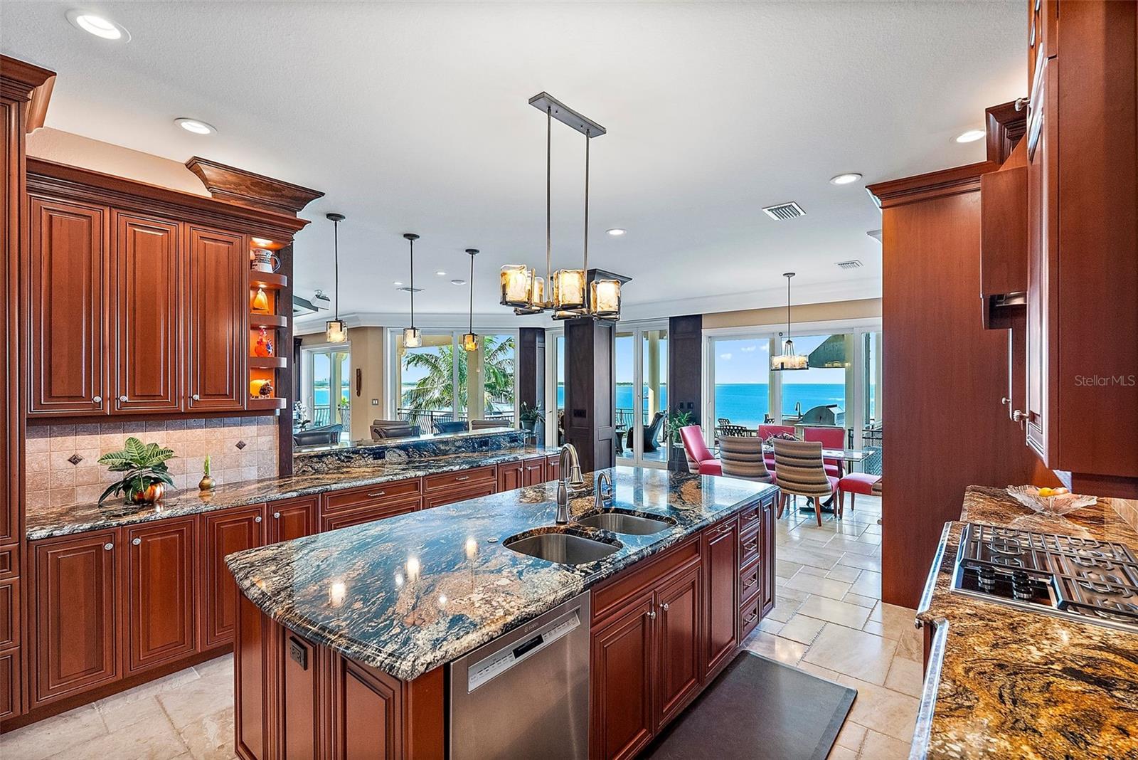 TIERRA VERDE UNIT 1 4TH REP - Residential