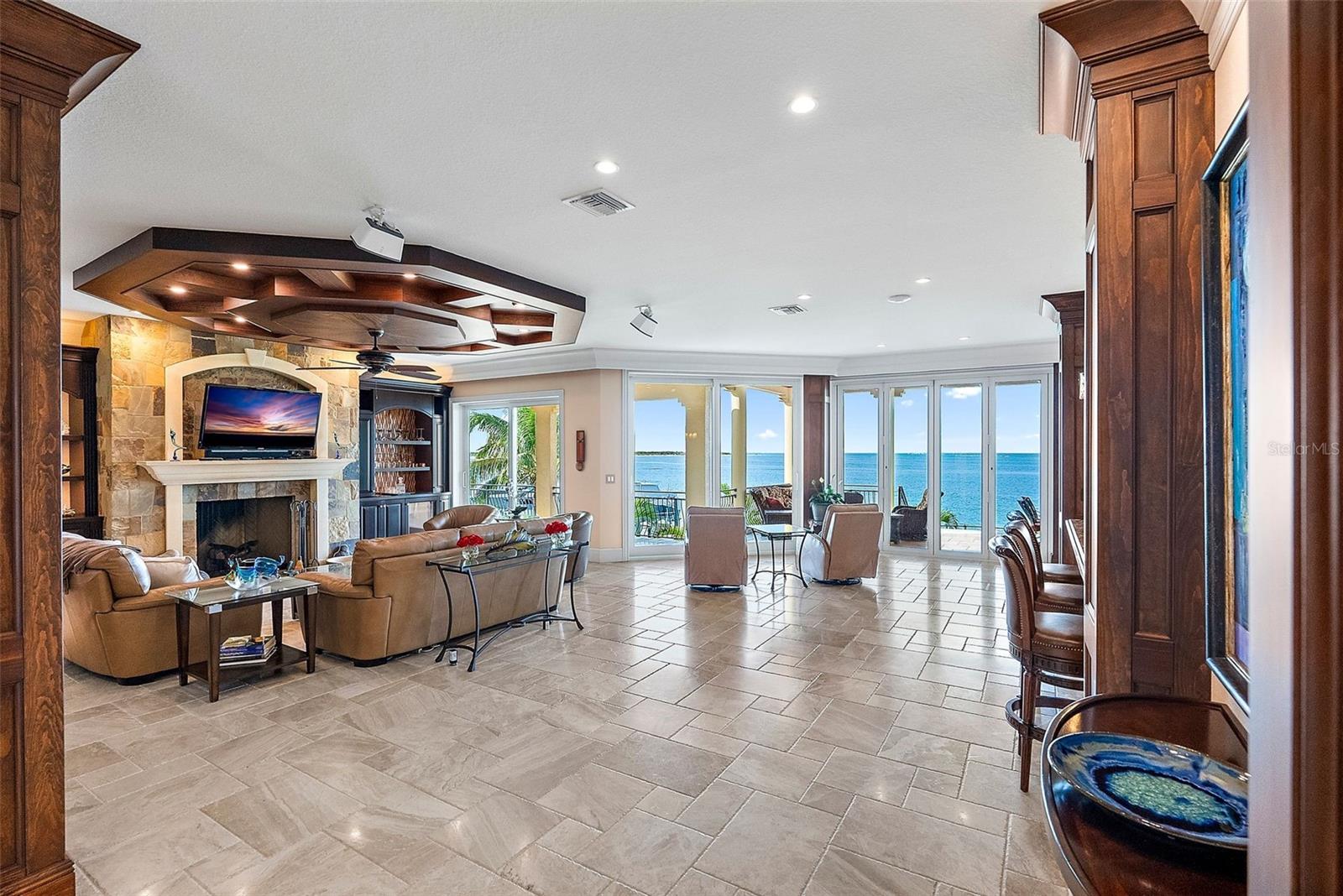 TIERRA VERDE UNIT 1 4TH REP - Residential