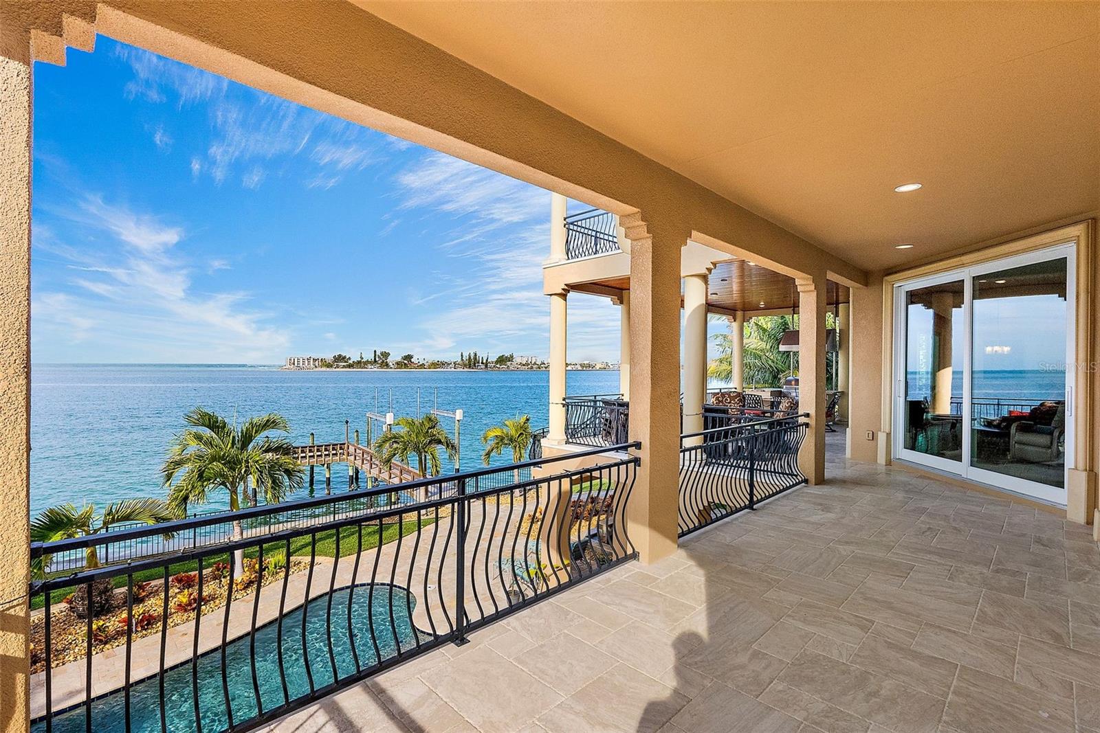 TIERRA VERDE UNIT 1 4TH REP - Residential