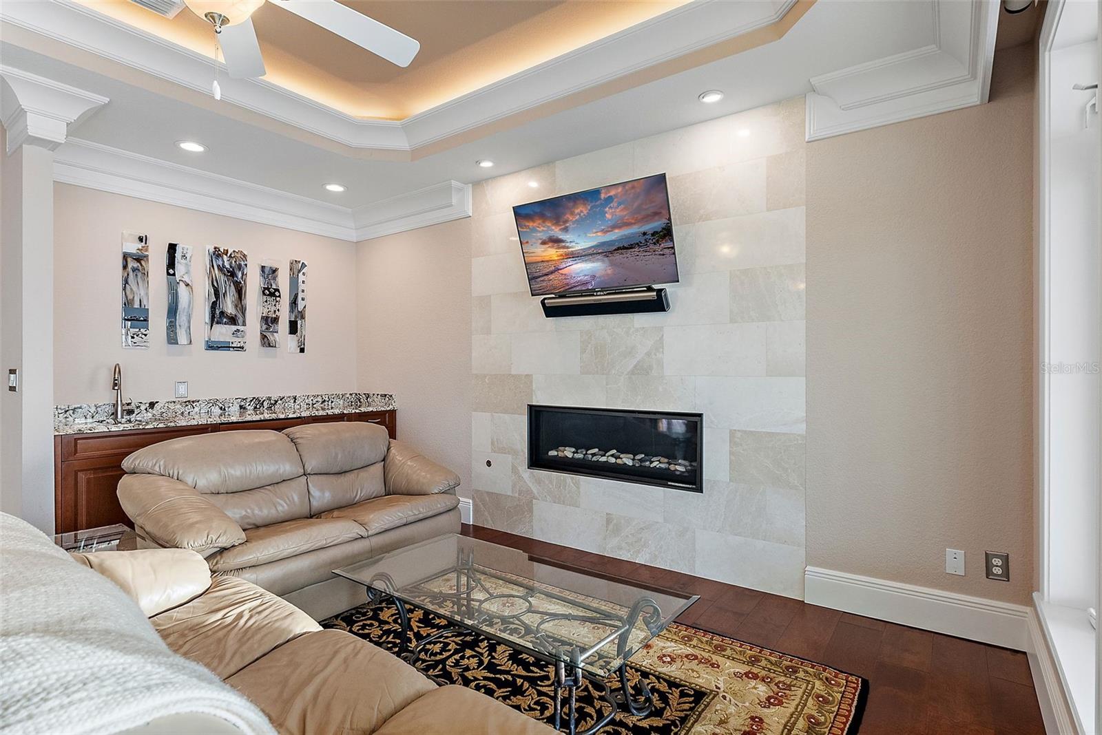 TIERRA VERDE UNIT 1 4TH REP - Residential