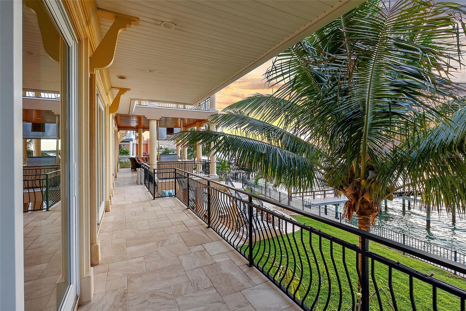 TIERRA VERDE UNIT 1 4TH REP - Residential