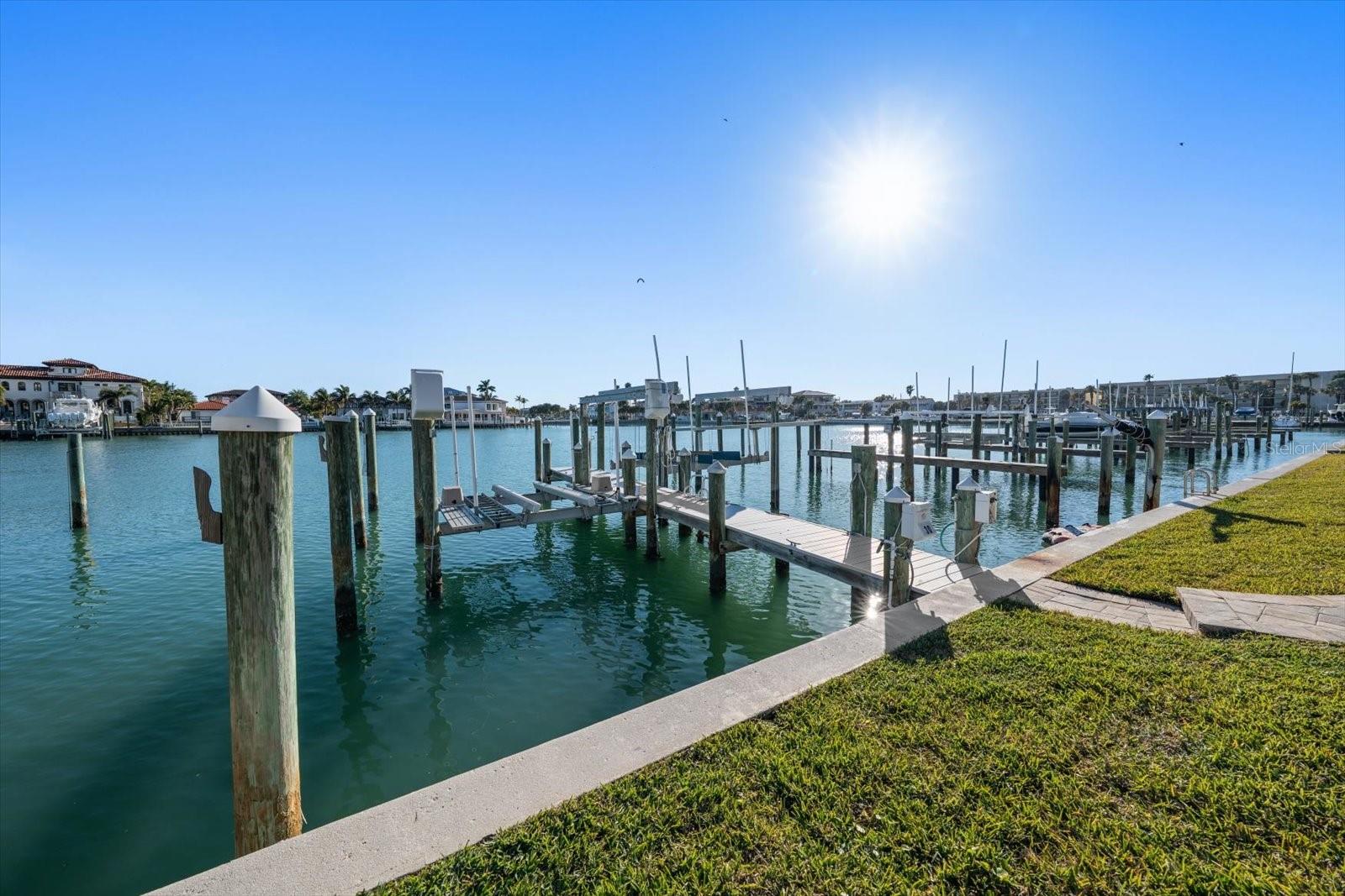 HARBORAGE CONDO BELLEAIR BEACH - Residential