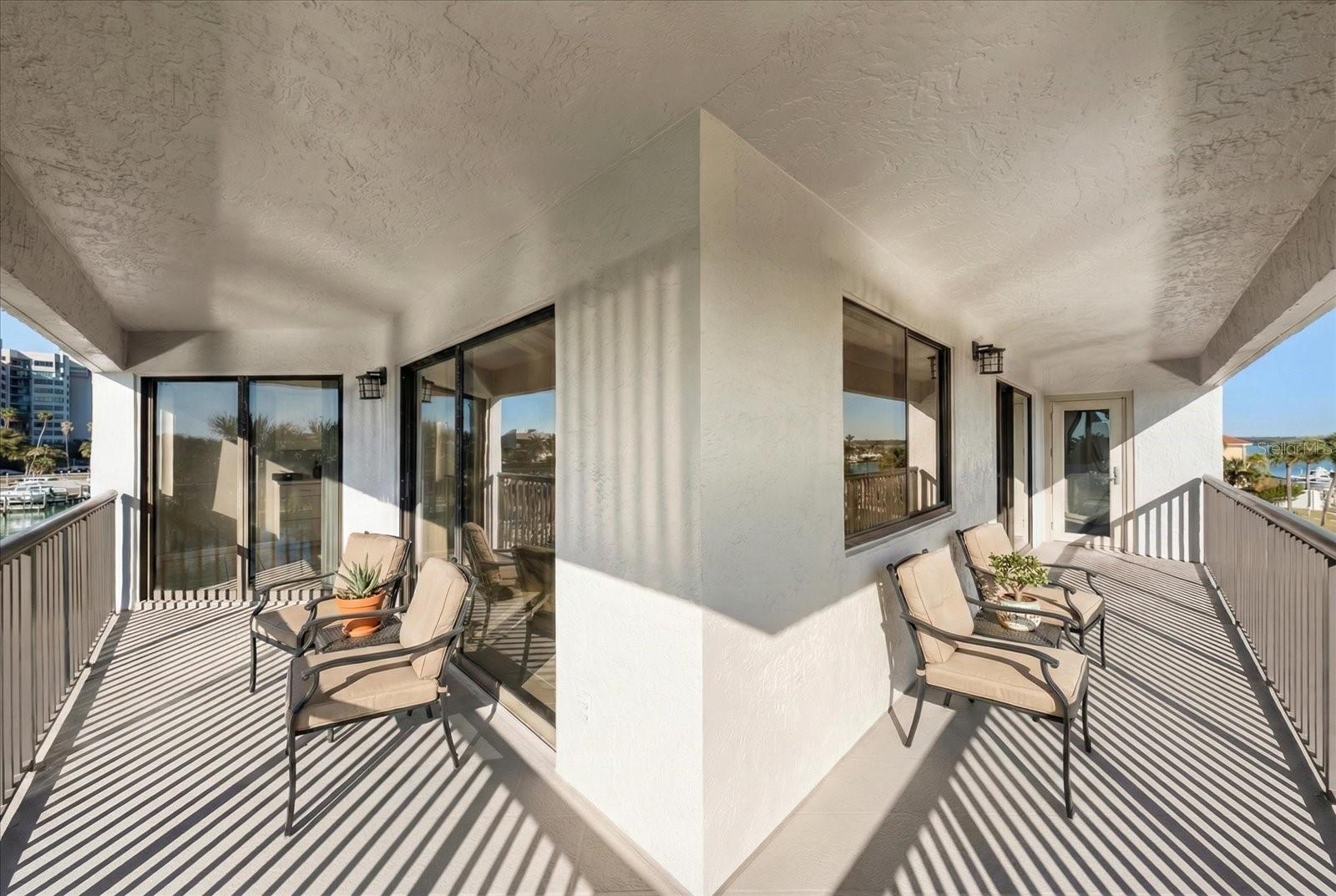 HARBORAGE CONDO BELLEAIR BEACH - Residential