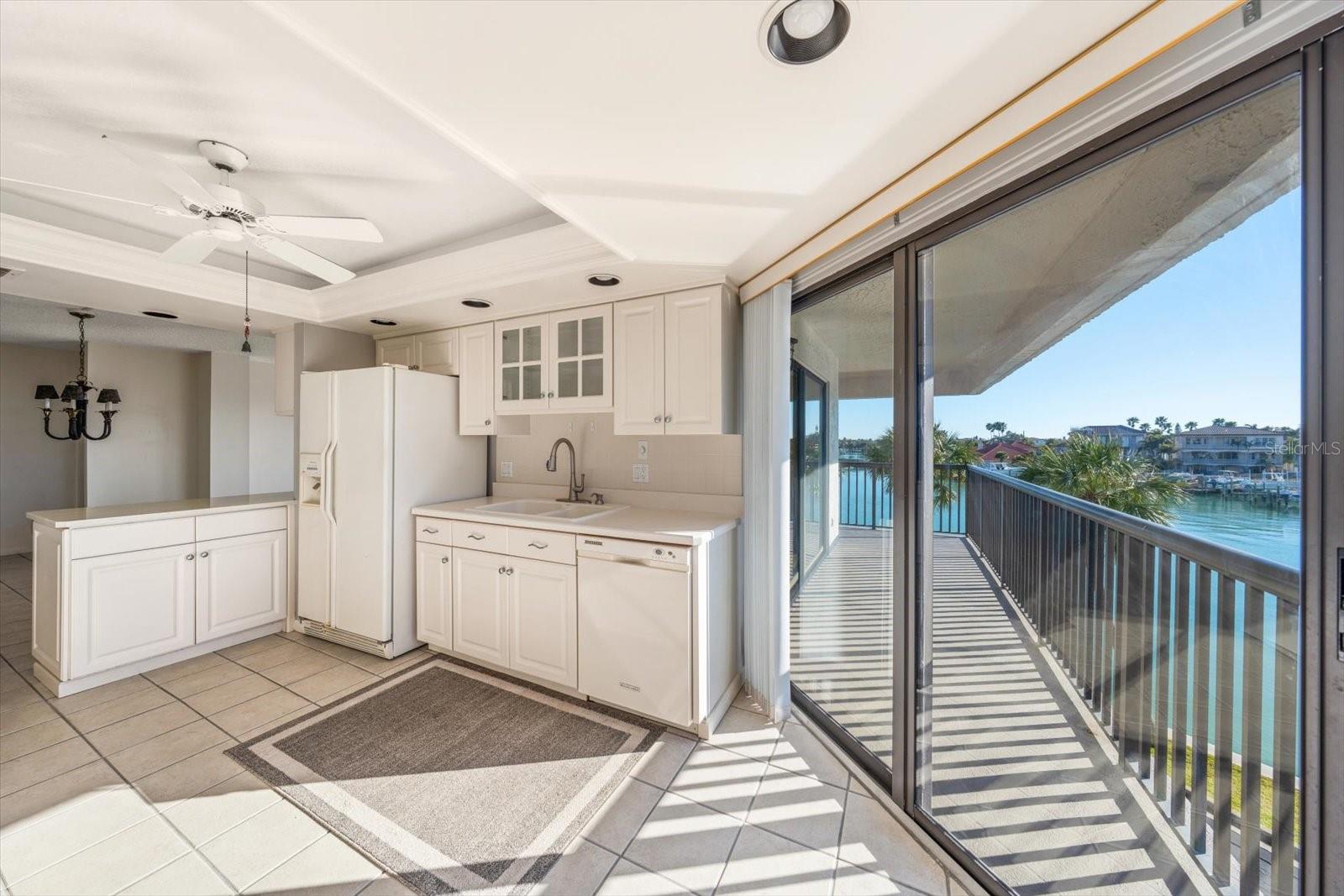 HARBORAGE CONDO BELLEAIR BEACH - Residential