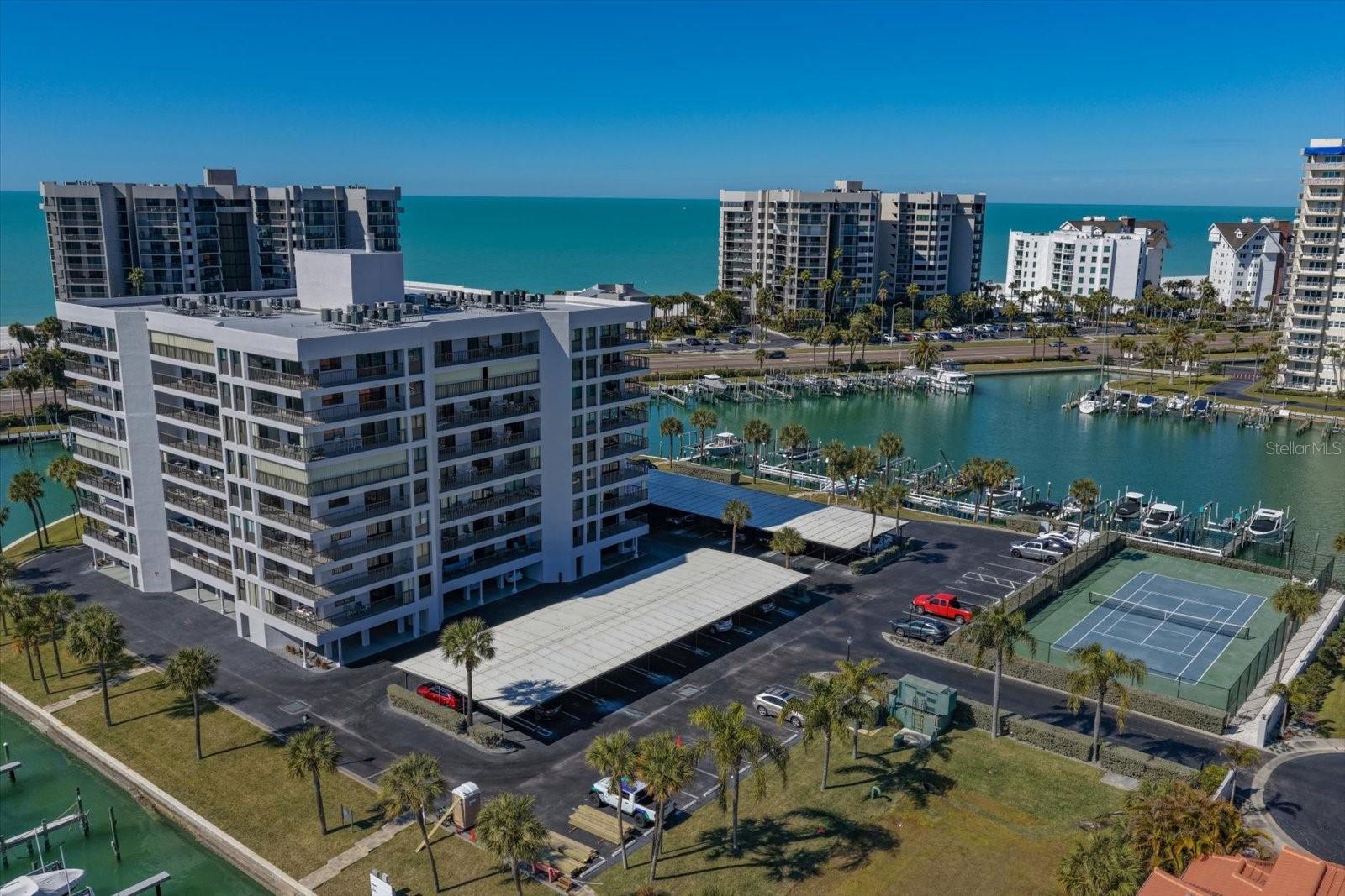HARBORAGE CONDO BELLEAIR BEACH - Residential