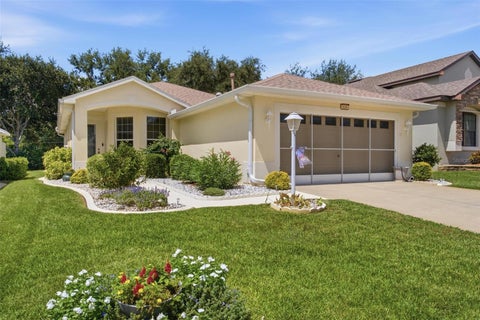 Photo of 5026 Rainbow Trout Road, Tavares, FL 32778 (MLS # G5117680)