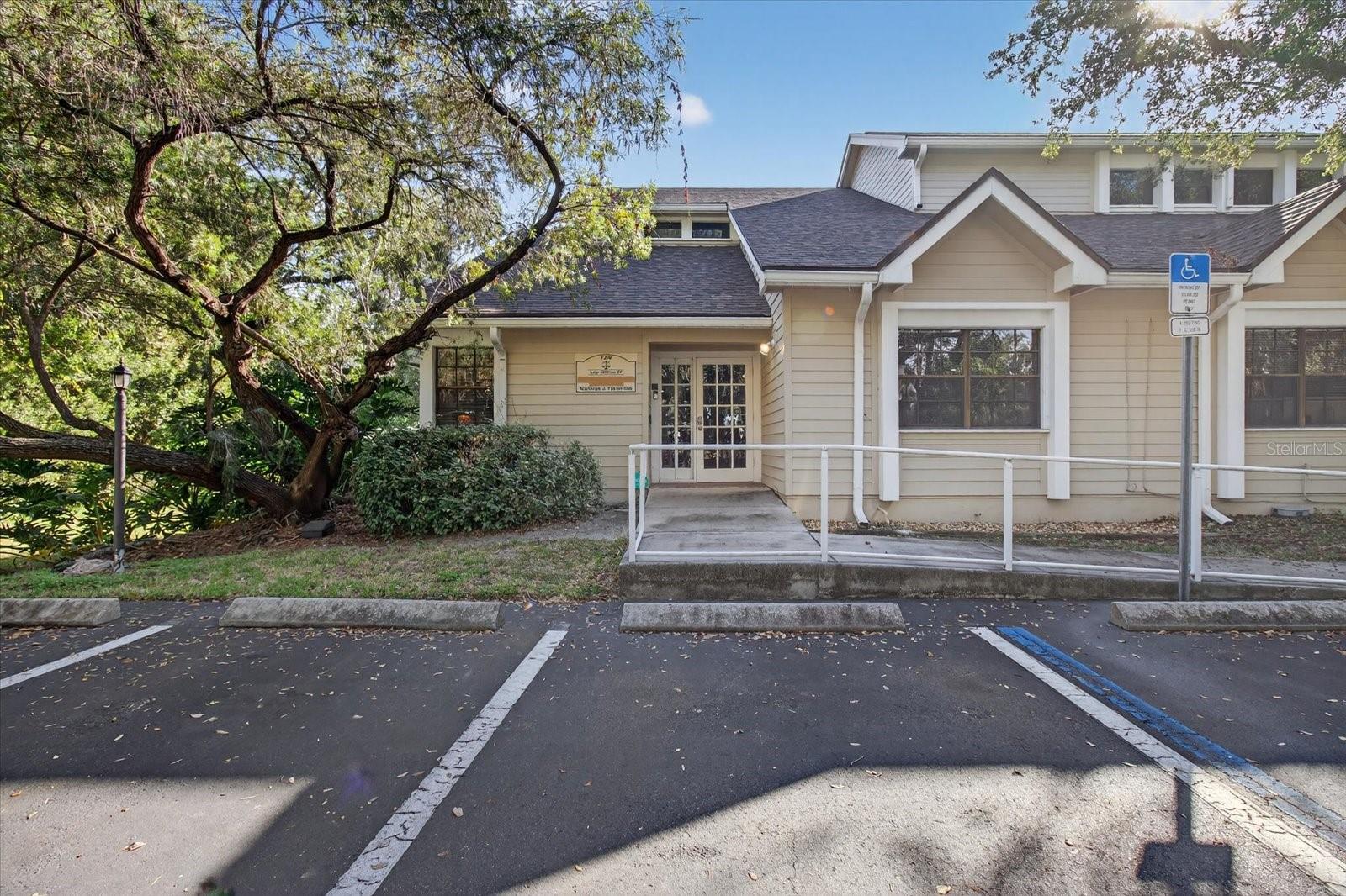 SUGAR CREEK MEDICAL & PROFESSIONAL CENTER - Commercial Sale