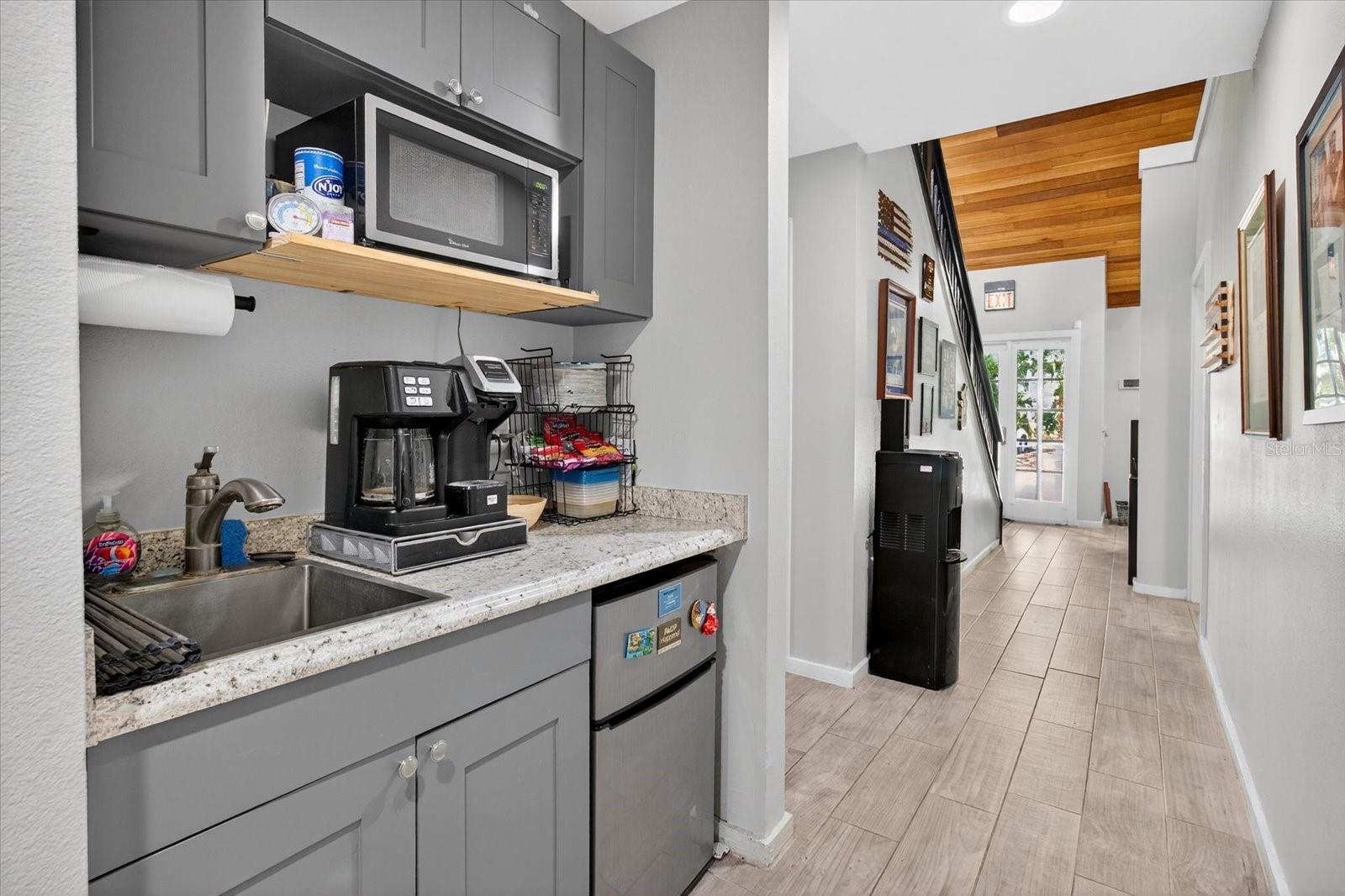 SUGAR CREEK MEDICAL & PROFESSIONAL CENTER - Commercial Sale