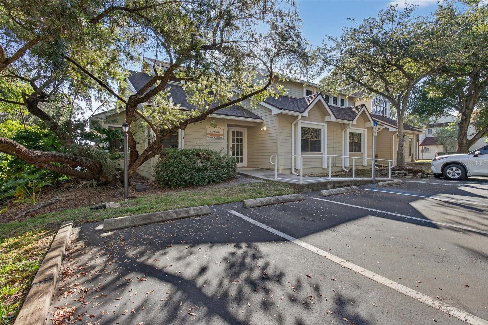 SUGAR CREEK MEDICAL & PROFESSIONAL CENTER - Commercial Sale