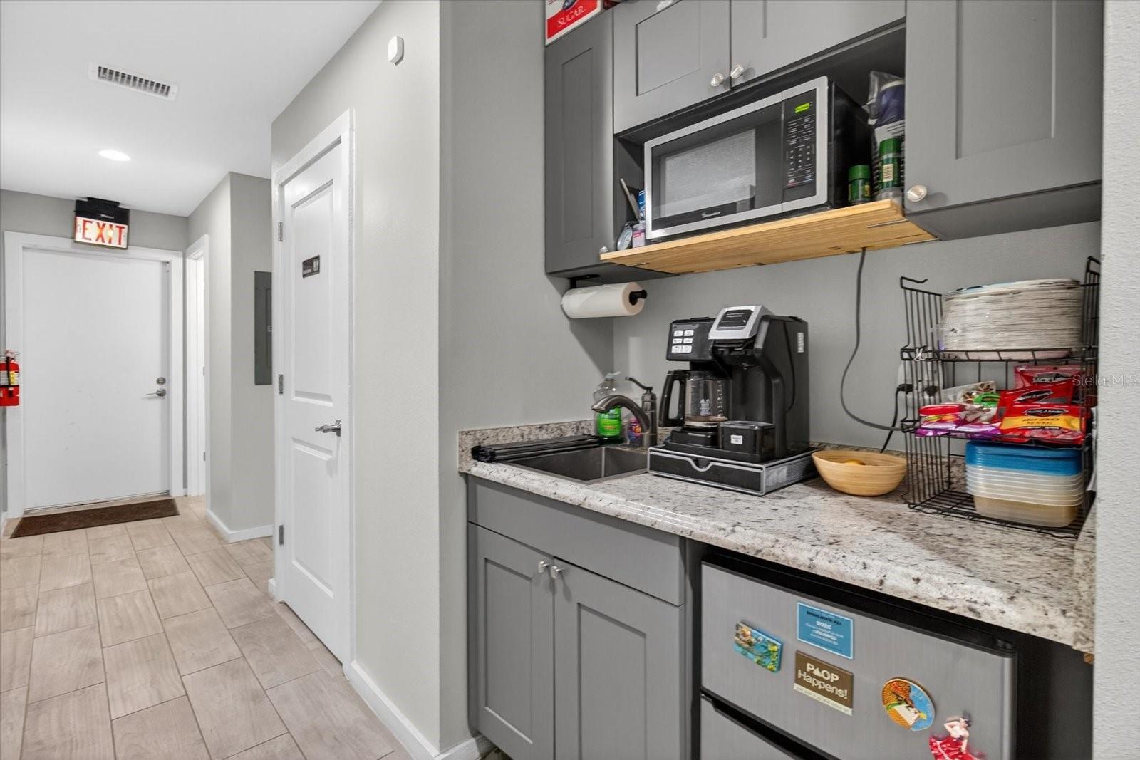 SUGAR CREEK MEDICAL & PROFESSIONAL CENTER - Commercial Sale