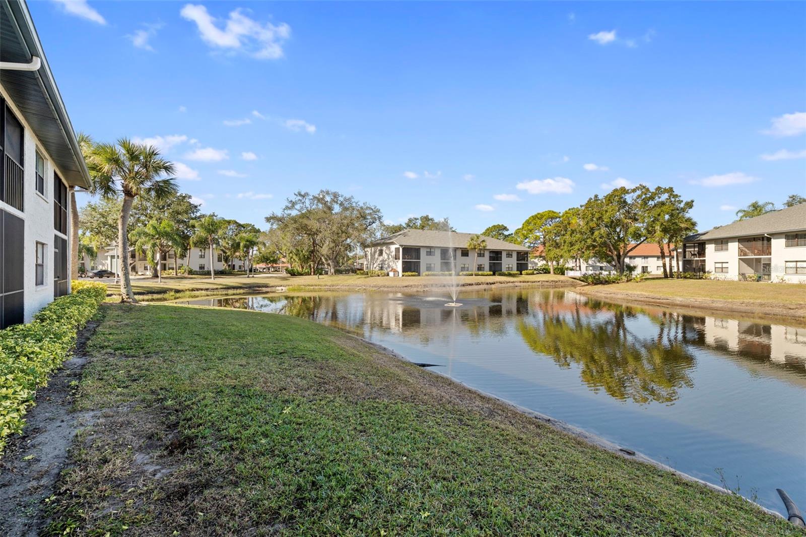 SHOREWALK BATH & TENNIS CLUB 10 - Residential