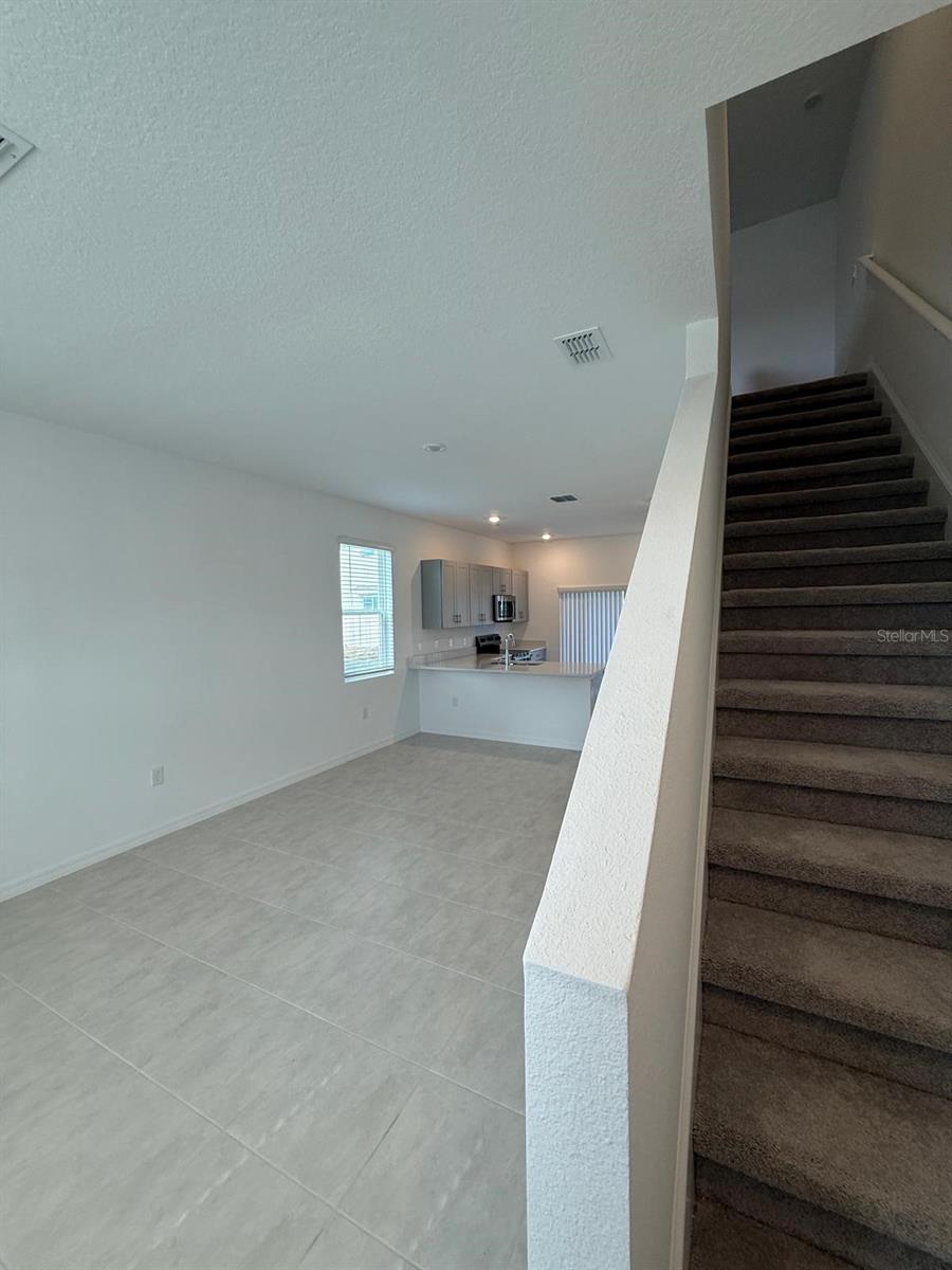 WESTVIEW PH 3 POD - Residential Lease