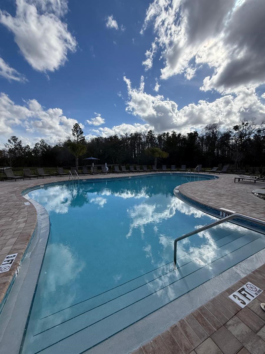 WESTVIEW PH 3 POD - Residential Lease