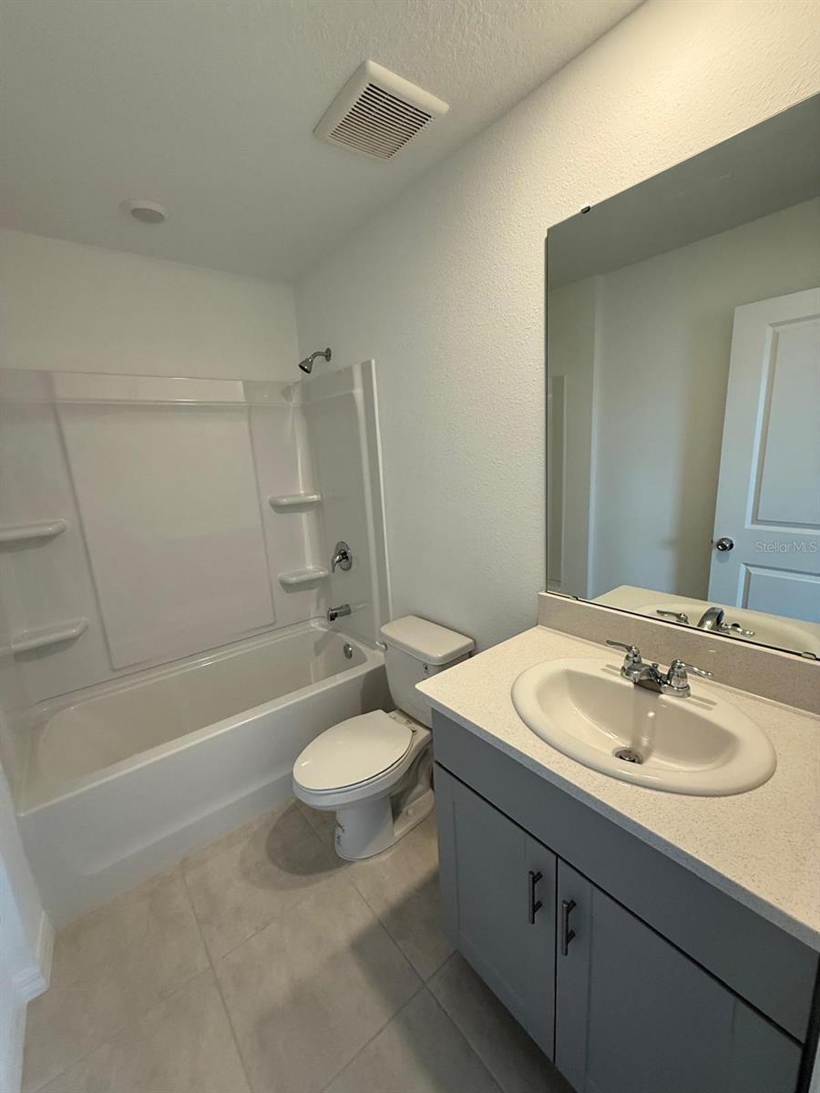 WESTVIEW PH 3 POD - Residential Lease