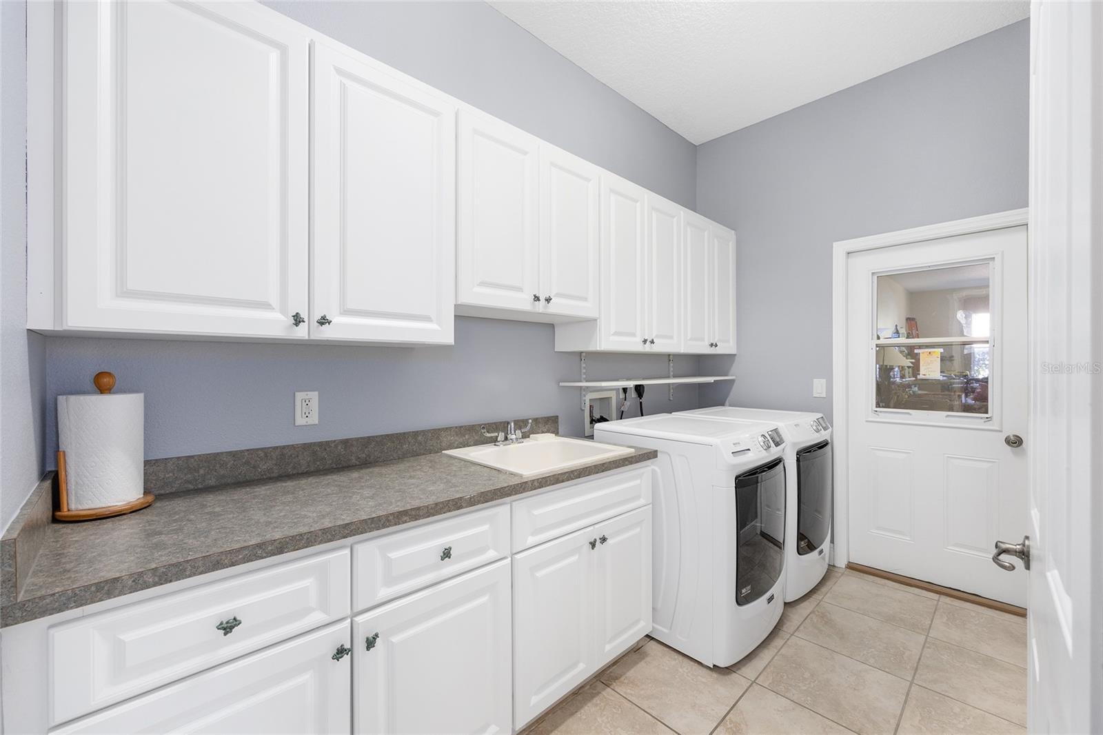 RAINBOW SPGS - Residential