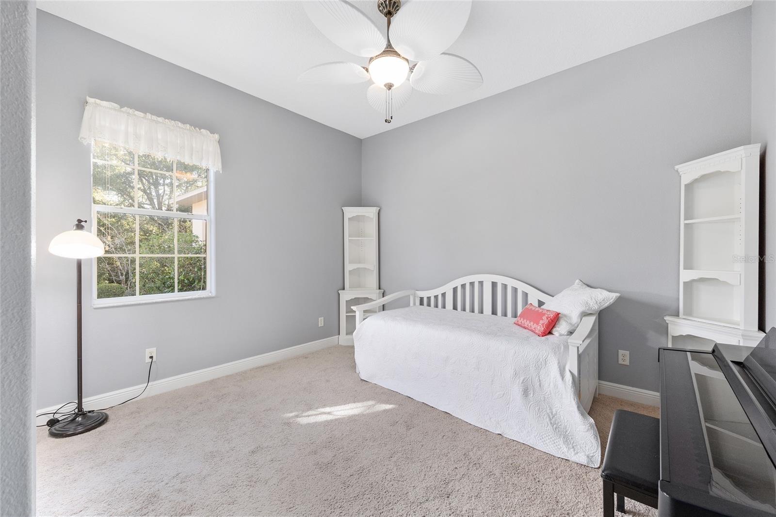 RAINBOW SPGS - Residential