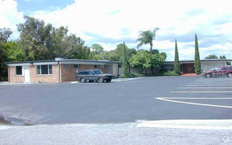 Location Location Location. Fantastic opportunity for office. Approximately 3,000 sq ft. Previous doctor's office. Waiting room/lobby, 7 offices, kitchen, storage room, 4 restrooms. Paved parking lot with 15+ spaces. Heart of Largo. Close to new City Hall.