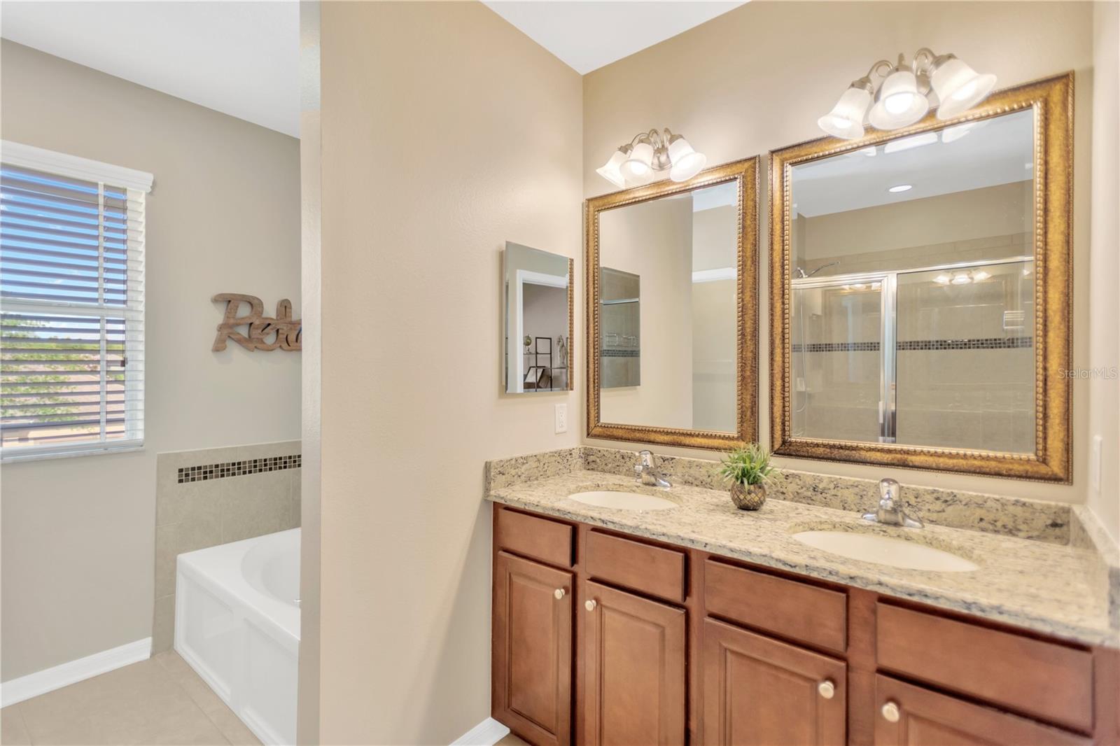 TRINITY EAST REPLAT - Residential