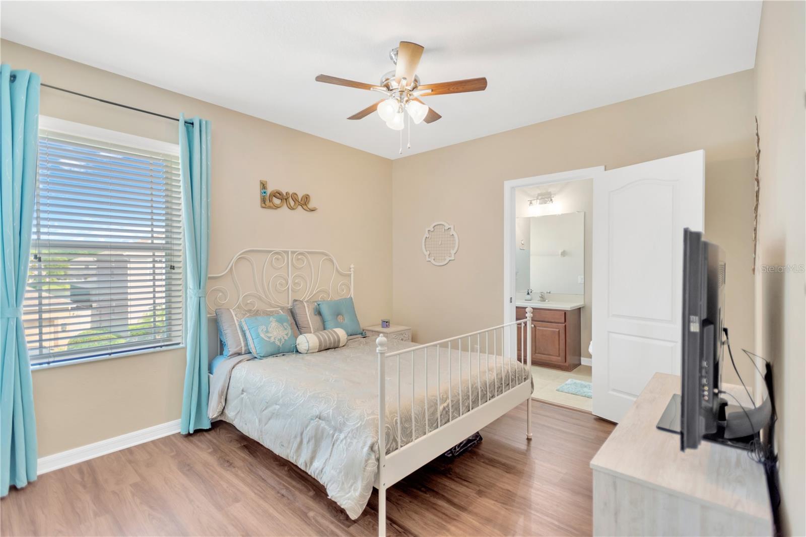 TRINITY EAST REPLAT - Residential