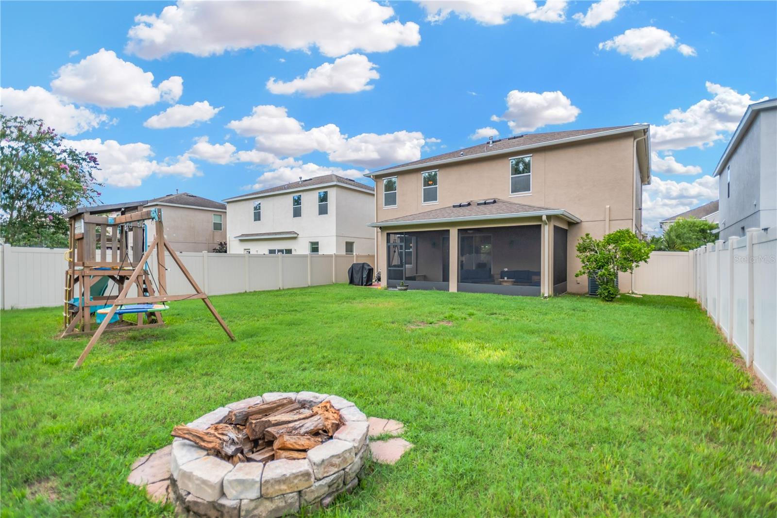 TRINITY EAST REPLAT - Residential