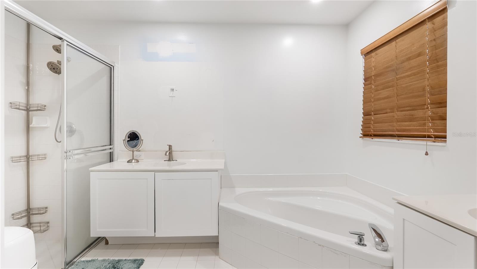 CRESTWOOD 03 UNIT 03 - Residential