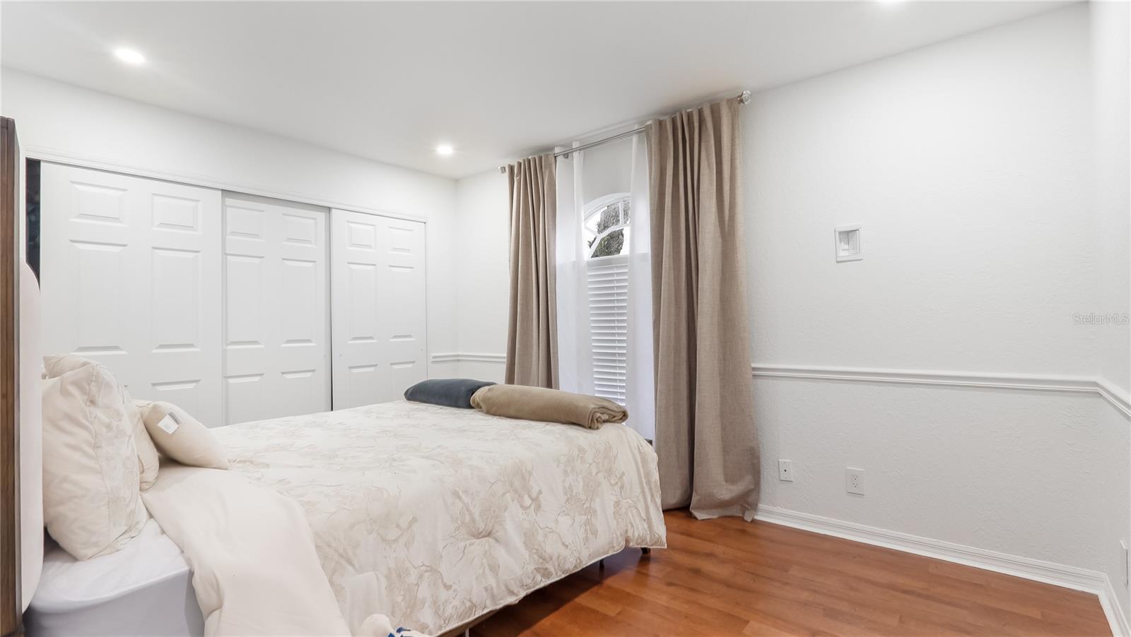 CRESTWOOD 03 UNIT 03 - Residential