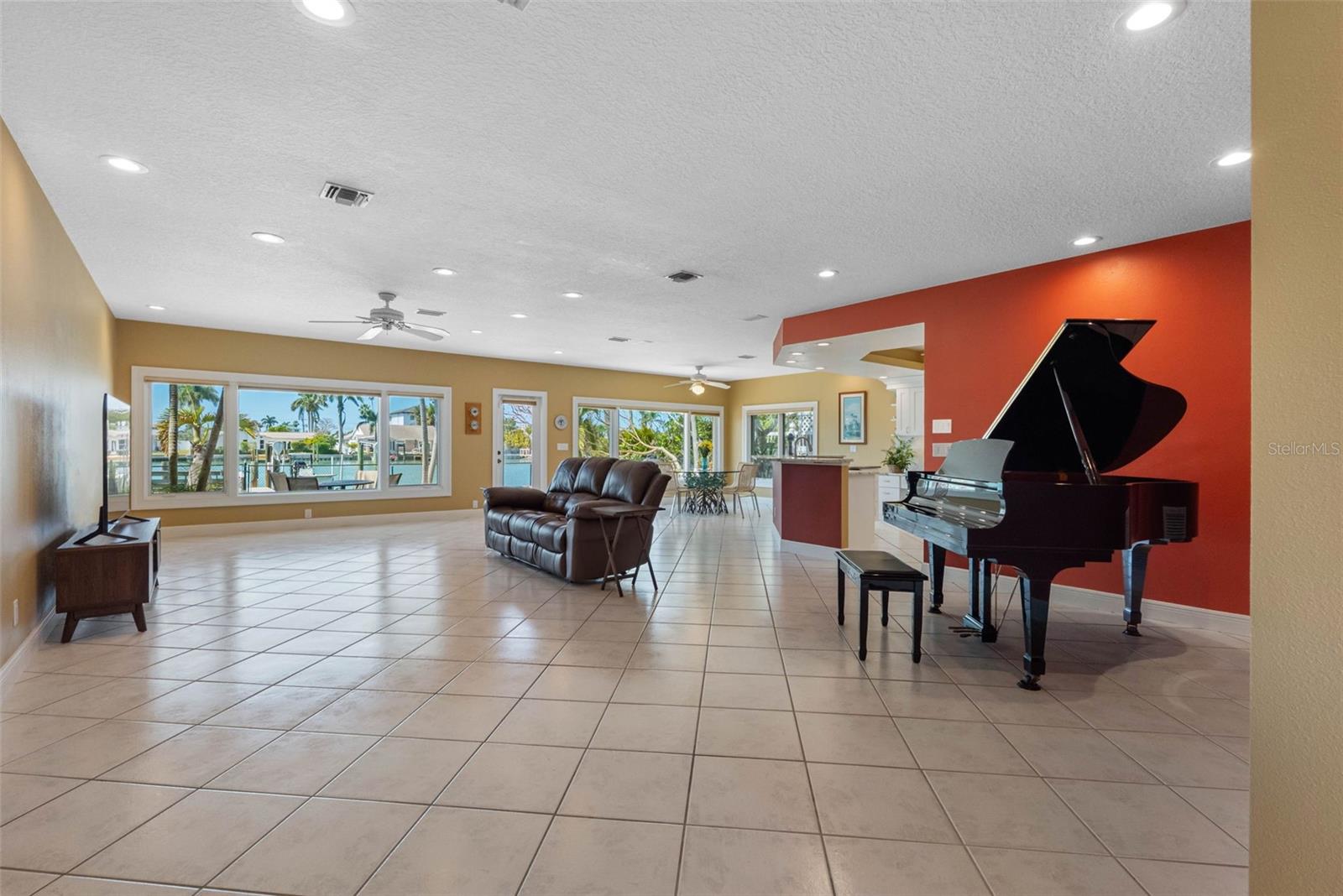 ISLE OF PALMS 1ST ADD - Residential