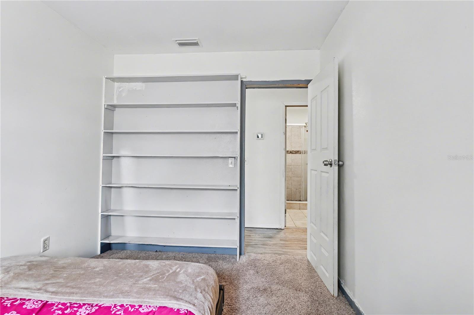 B & R SUB - Residential