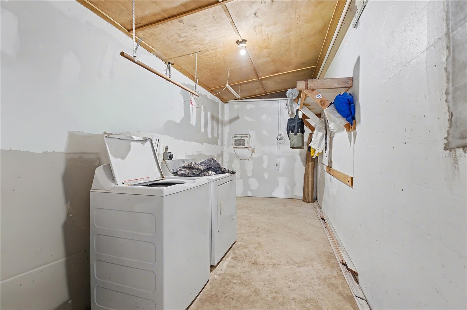 B & R SUB - Residential