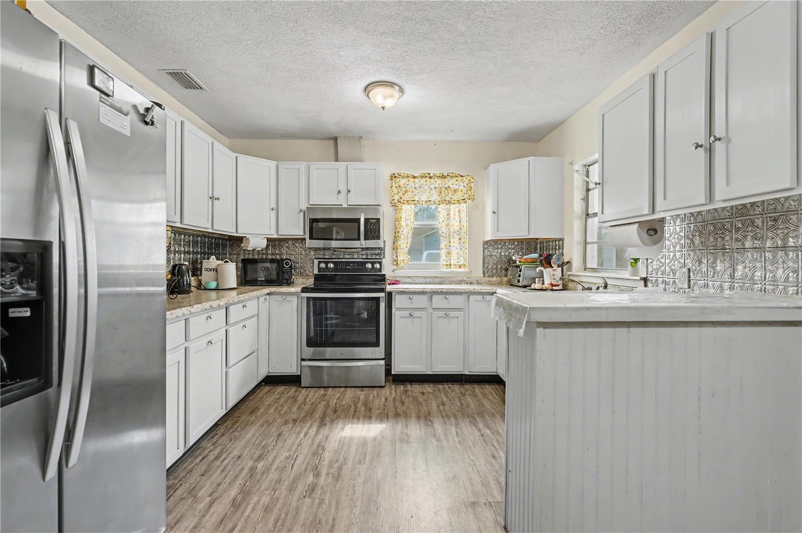 B & R SUB - Residential