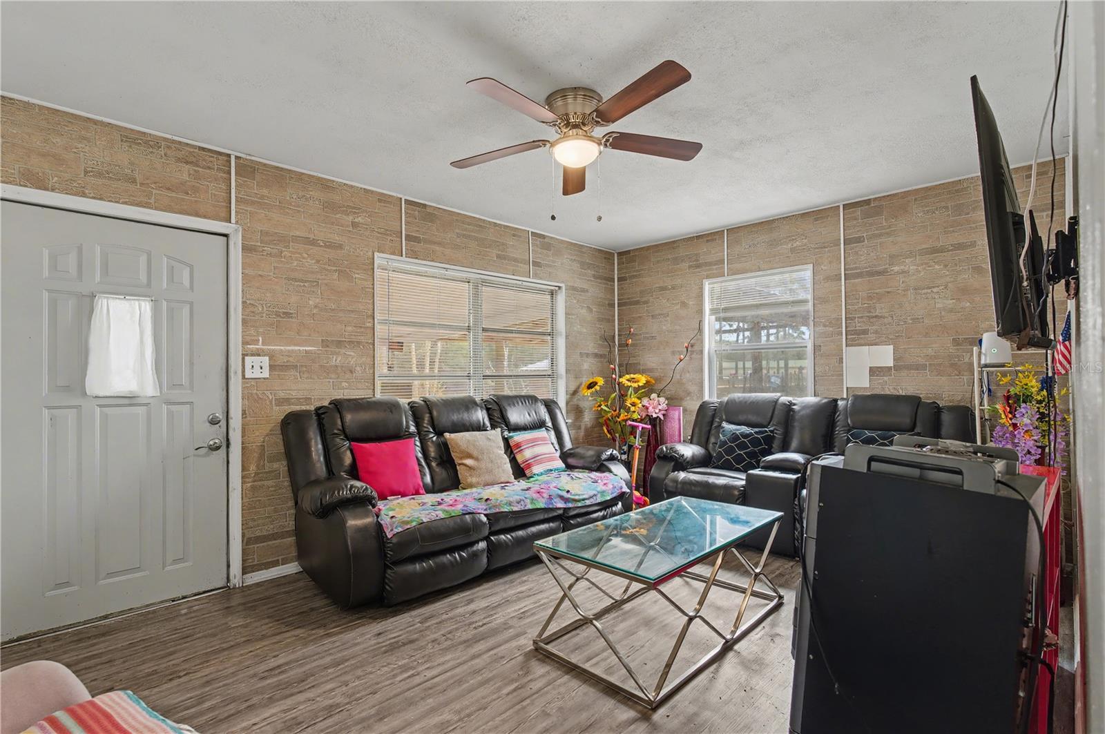 B & R SUB - Residential