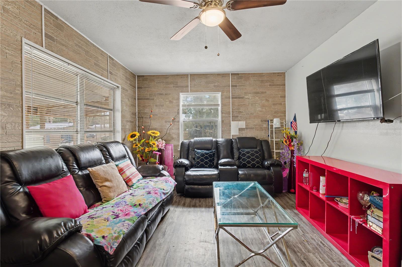 B & R SUB - Residential