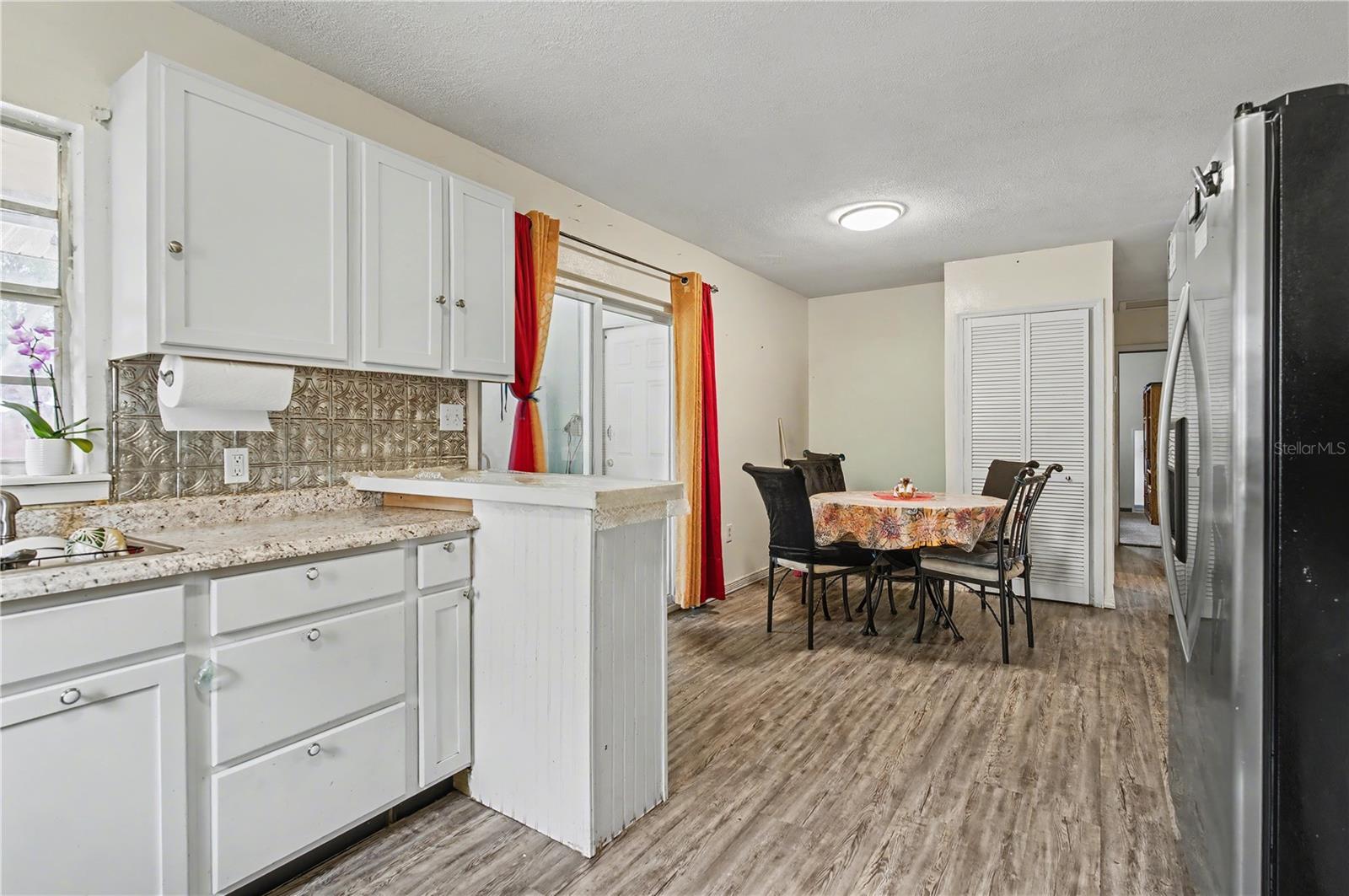 B & R SUB - Residential