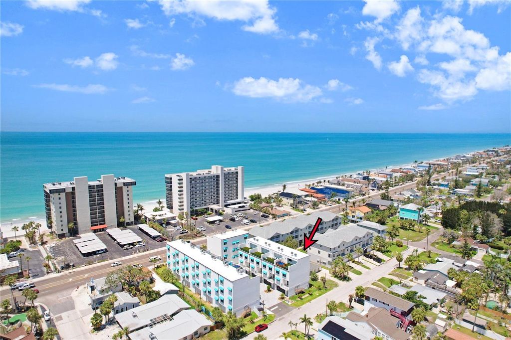 Photo of 15405 Gulf Boulevard #B4, St Petersburg, FL 33708 (MLS # TB8529969)