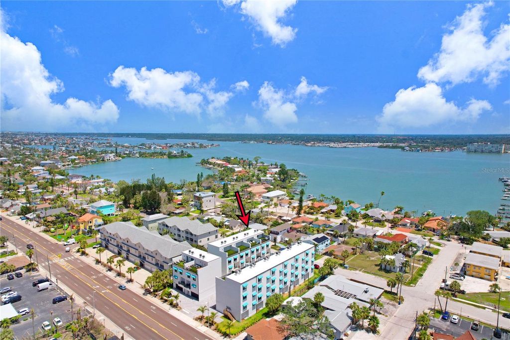 Photo of 15405 Gulf Boulevard #B4, St Petersburg, FL 33708 (MLS # TB8529969)
