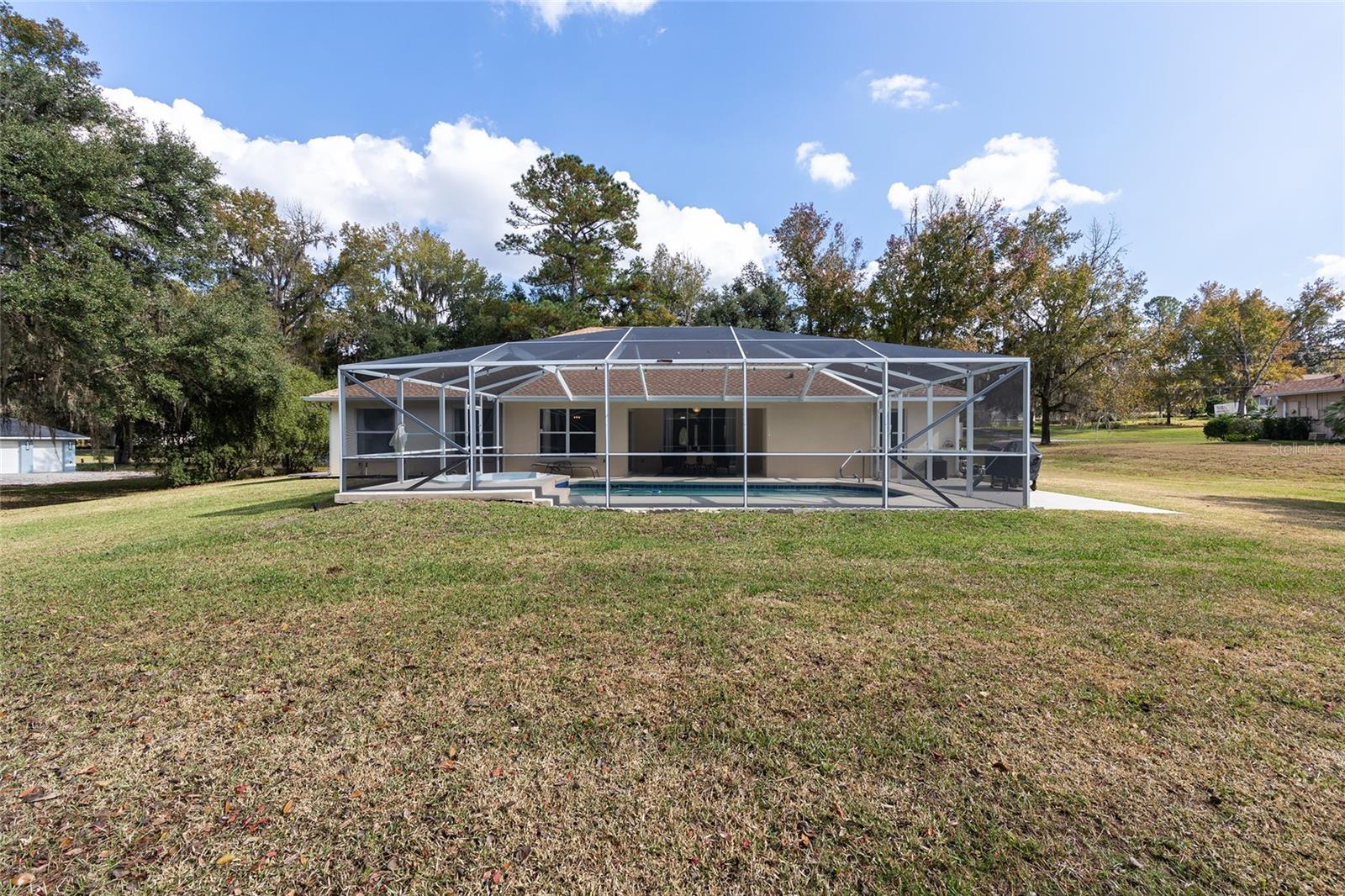 GOLDEN HILLS TURF & COUNTRY CLUB - Residential