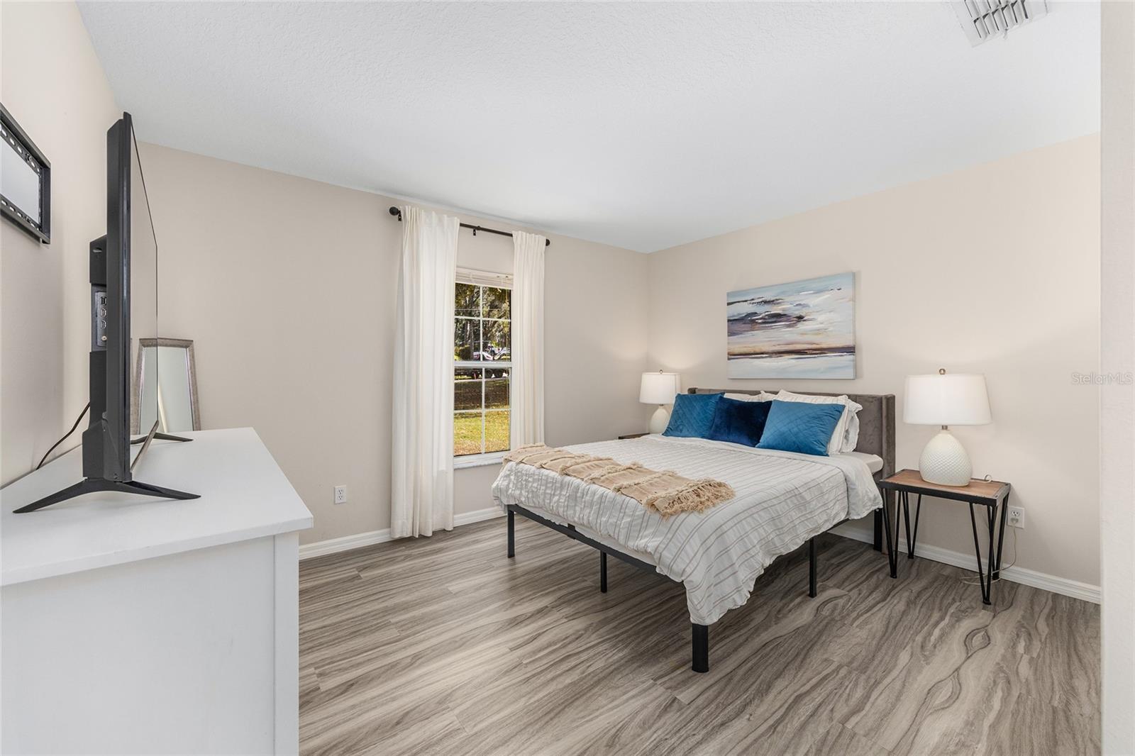 GOLDEN HILLS TURF & COUNTRY CLUB - Residential