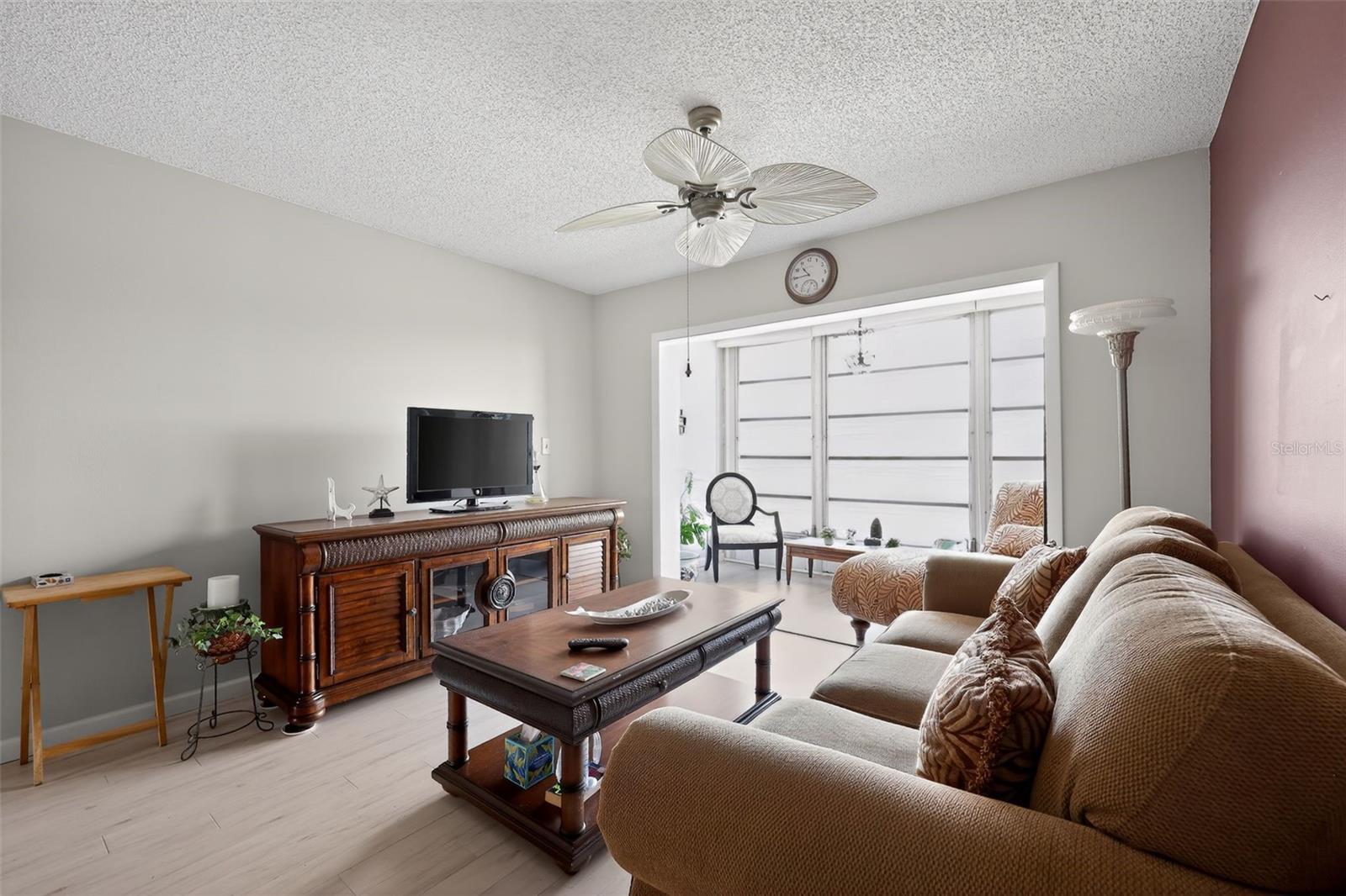 8051 N SUNRISE LAKES DRIVE 307