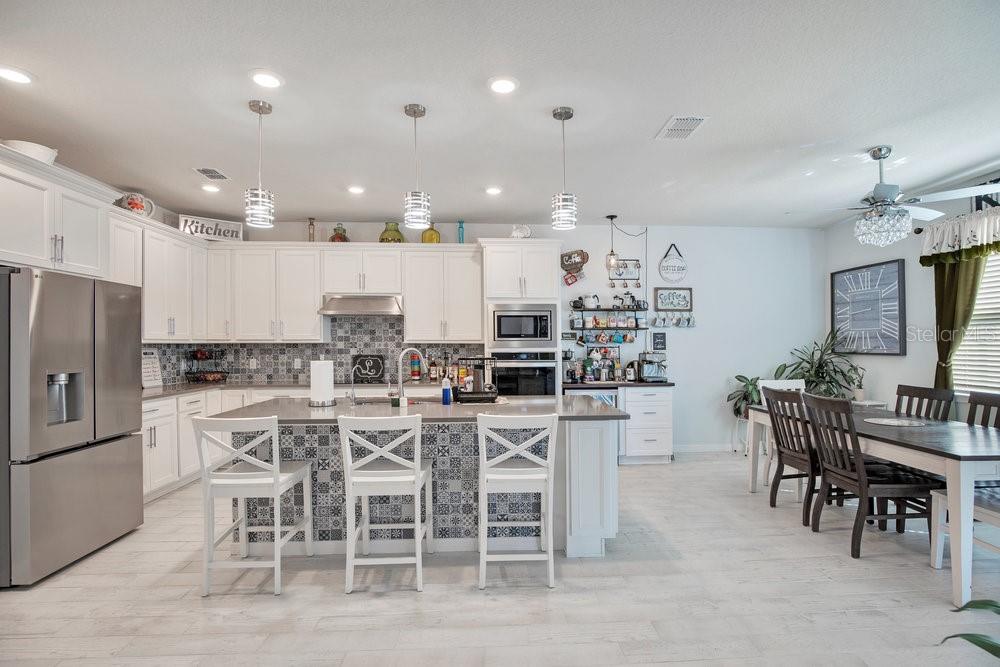 SAVANNAH PALMS - Residential