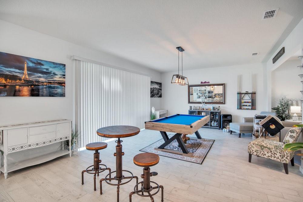 SAVANNAH PALMS - Residential