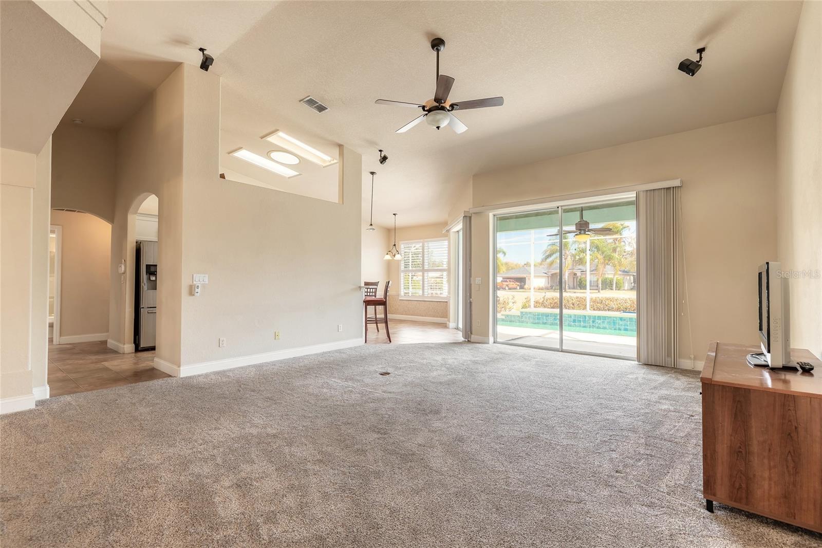 LAKEWOOD TERRACE - Residential