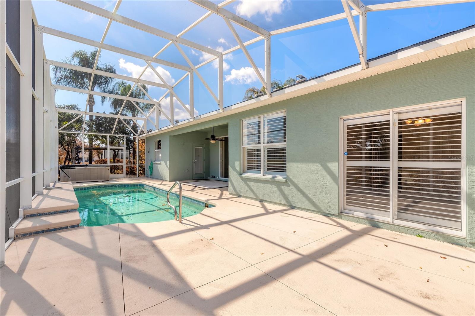 LAKEWOOD TERRACE - Residential