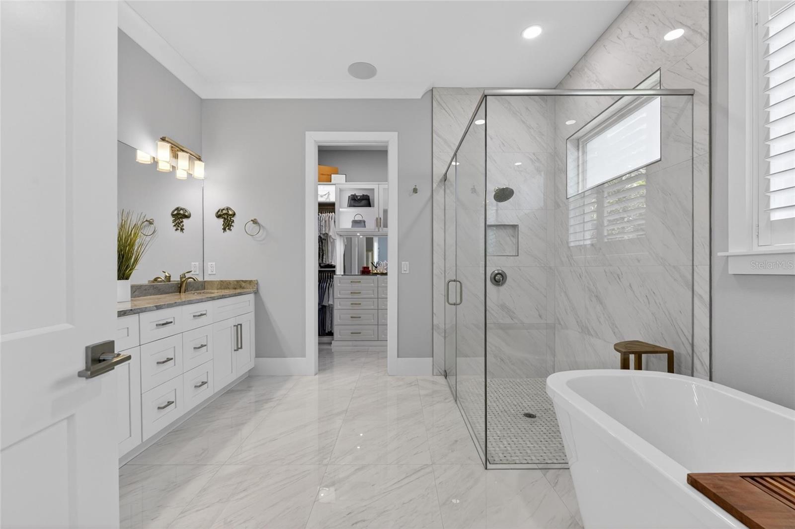 MIRABAY PH 2A-3 - Residential