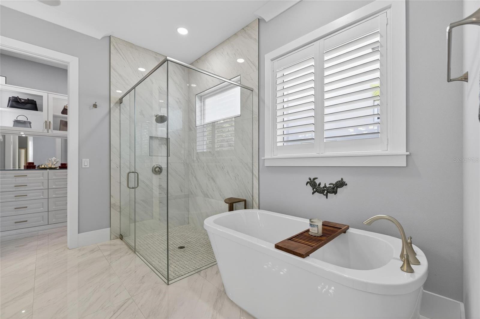 MIRABAY PH 2A-3 - Residential