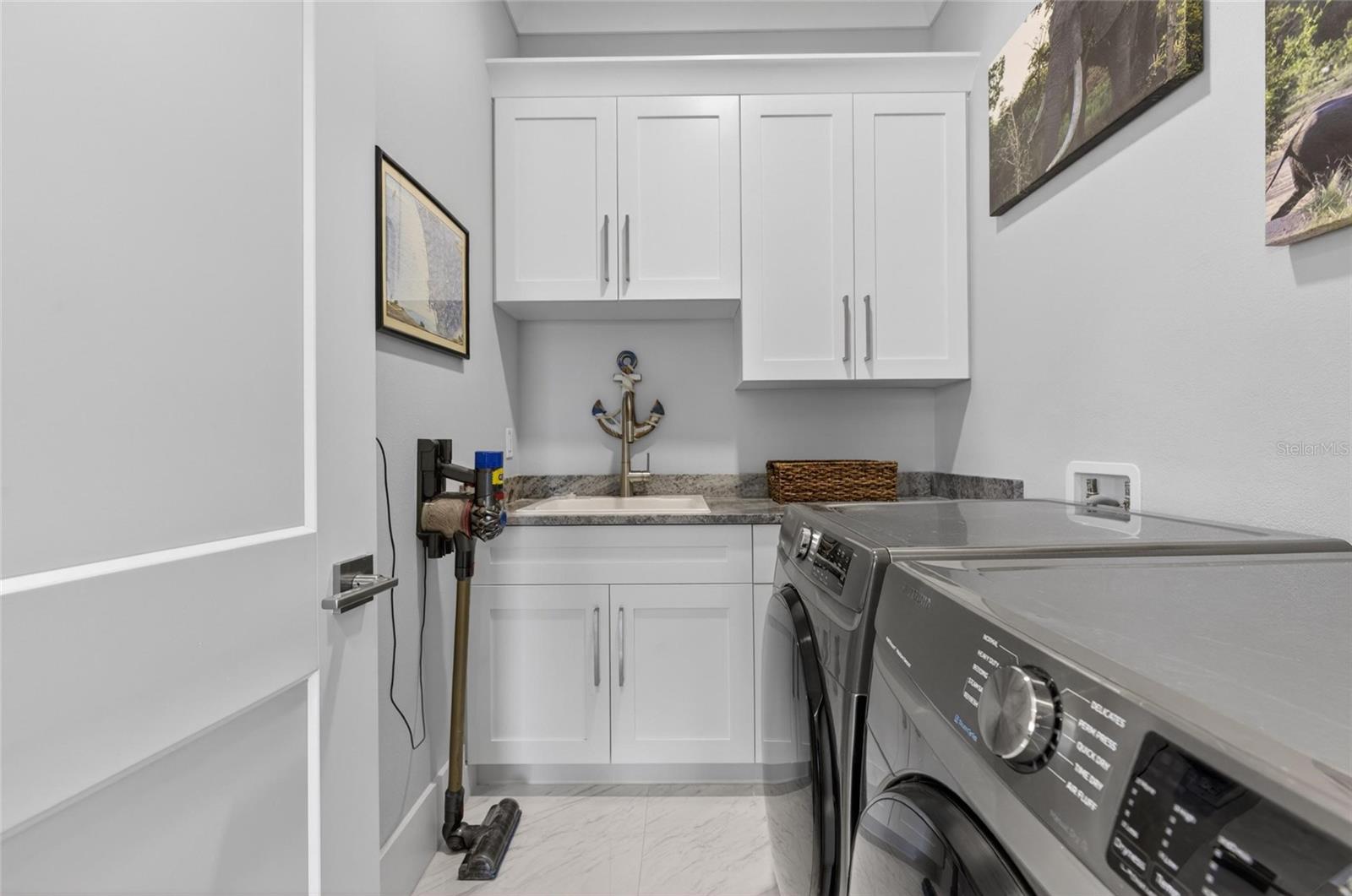 MIRABAY PH 2A-3 - Residential