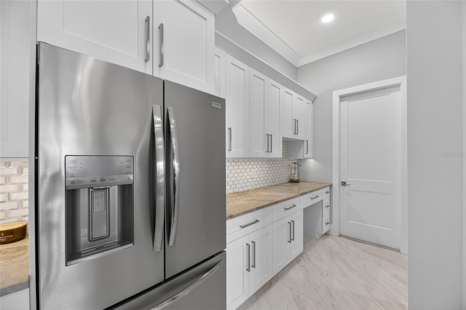 MIRABAY PH 2A-3 - Residential